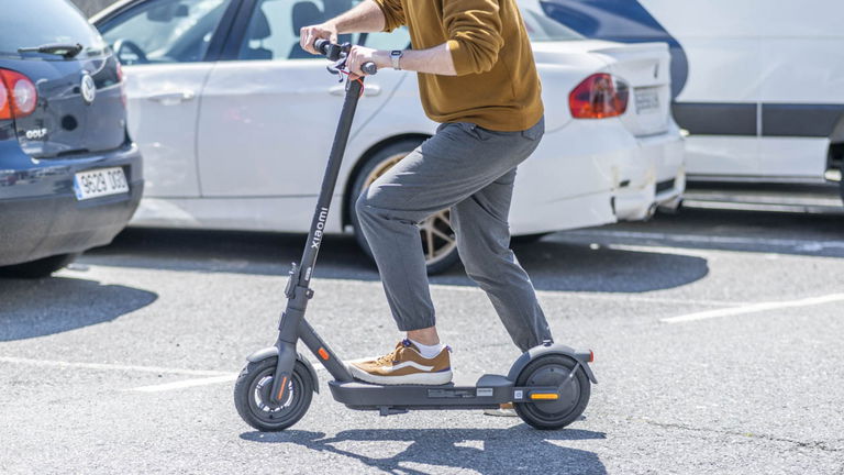 Los mejores patinetes eléctricos baratos de 2025: 5 modelos por 500 euros o menos